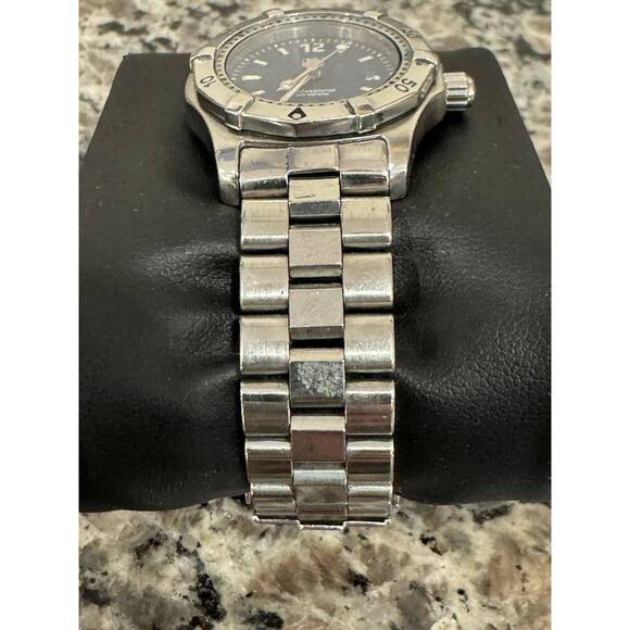 Tag Heuer WK1313 Swiss Sapphire Date Quartz Blue Dial 28mm - VWG 258456 - Picture 12 of 13